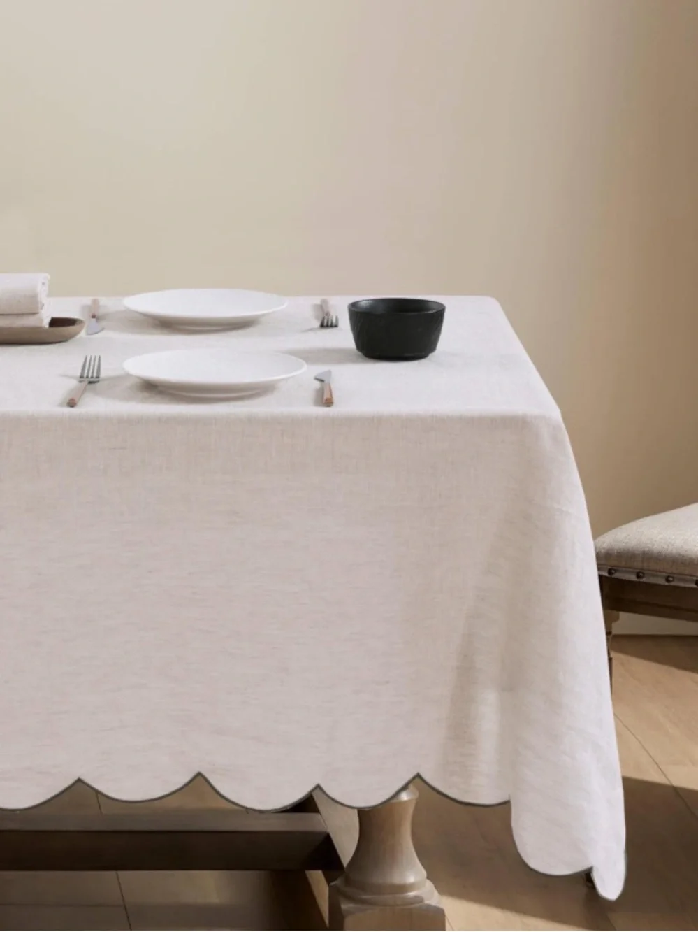 French Flax Linen Tablecloth Scalloped Green Trim Rectangular 60x120”